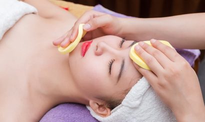 Làm sạch vùng da