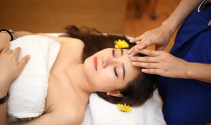 Thoa gel hoặc thuốc gây tê